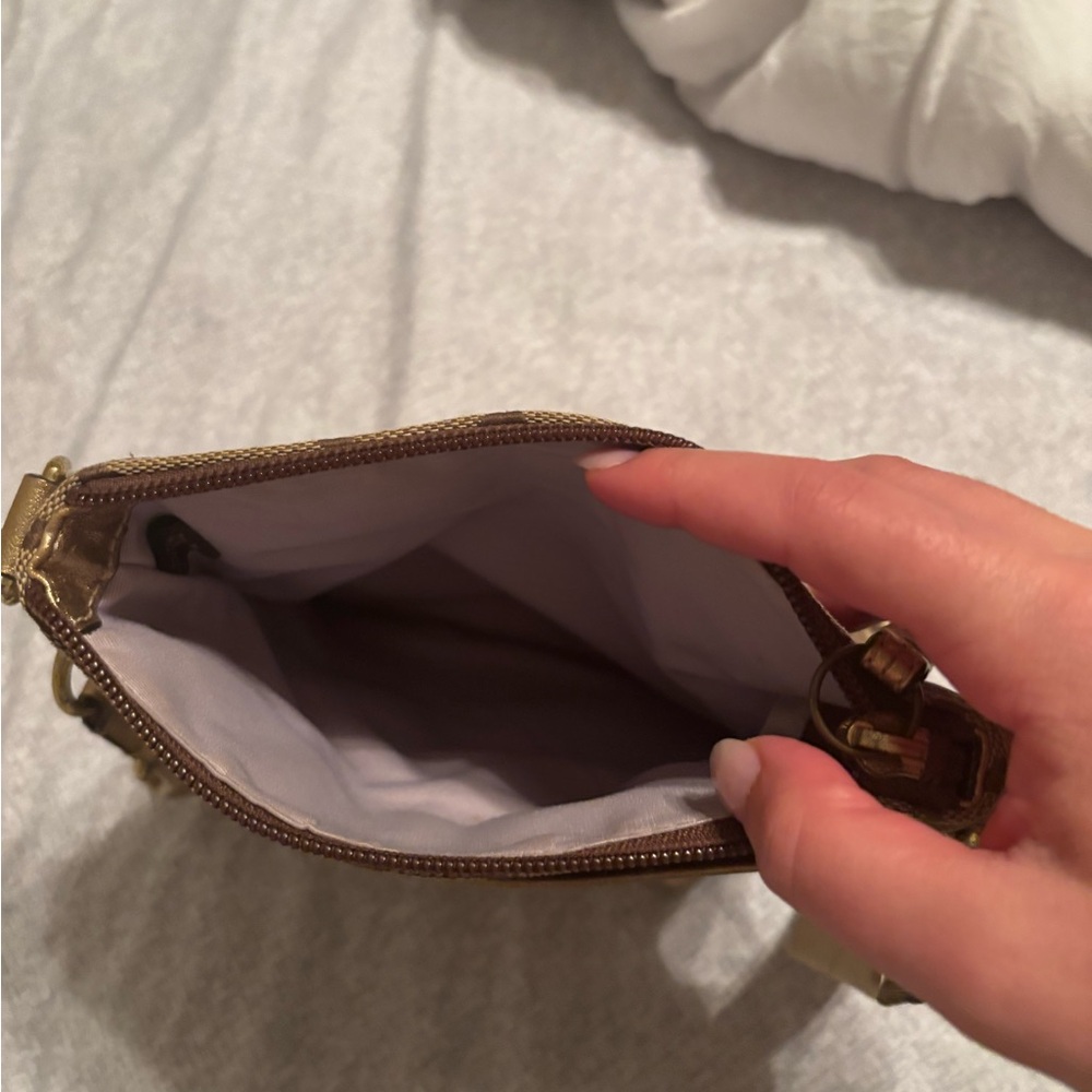 Coach Crossbody Purse - Picture 5 of 8
